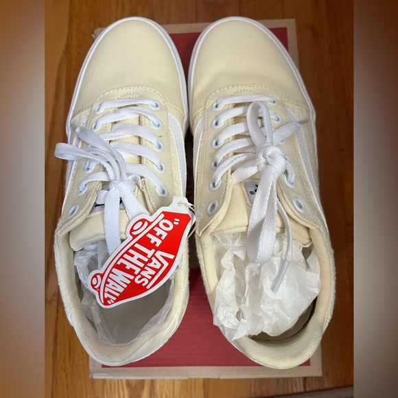 Vans® Ward Deluxe Women's Skate Sneakers size 7.5 New in Box - Picture 4 of 7